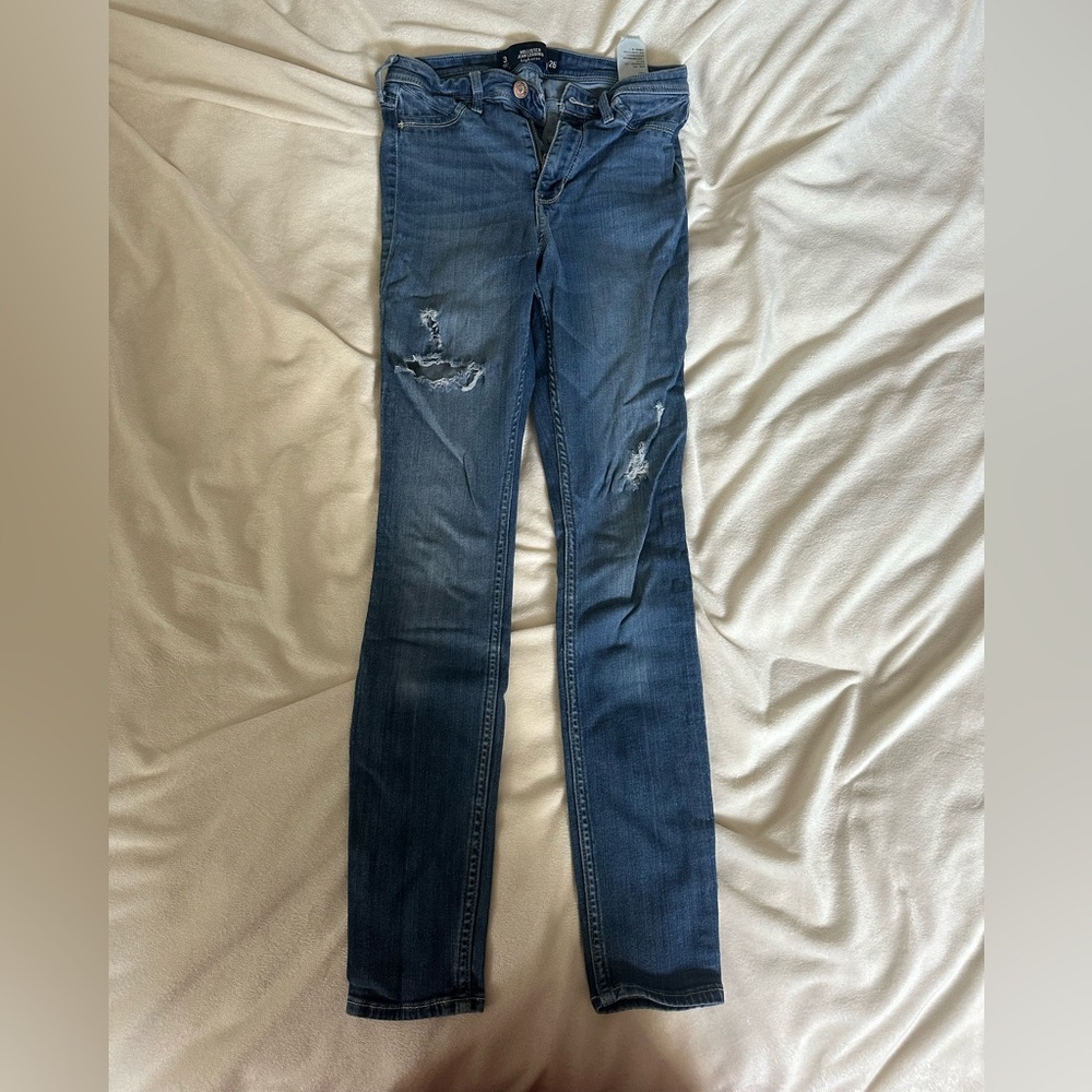 Hollister Women's Distressed Skinny Jeans